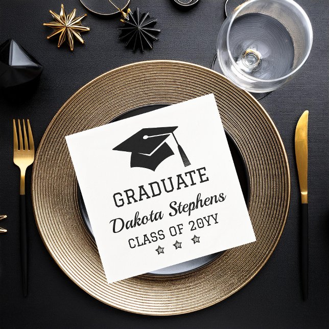 Klassår för elegant Grad Cap och Stars Student Pappersservett (Black and White Grad Cap "GRADUATE" Graduation Name and Class Year Paper Napkins)