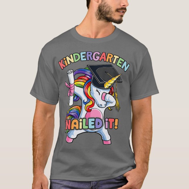 Klassen Kindergarten Unicorn Studenten T Shirt (Framsida)