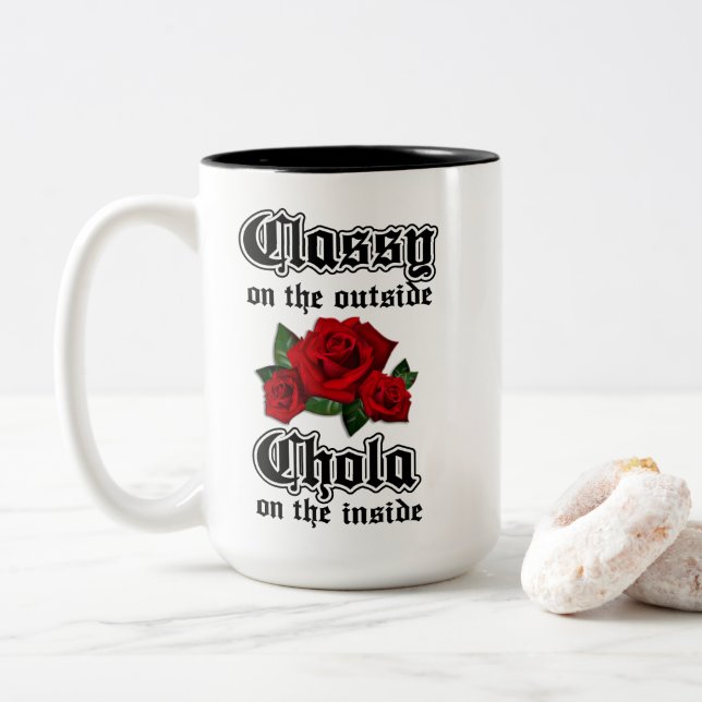 Klassen på utsidan av Chola på insidan av mugg (Med munk)