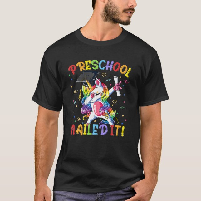 Klassen Preschool Studenten av 2021 dabbing Unicor T Shirt (Framsida)