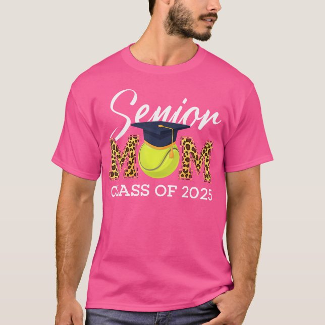 Klassen tennis Mamma 2025 Leopard Studenten T Shirt (Framsida)
