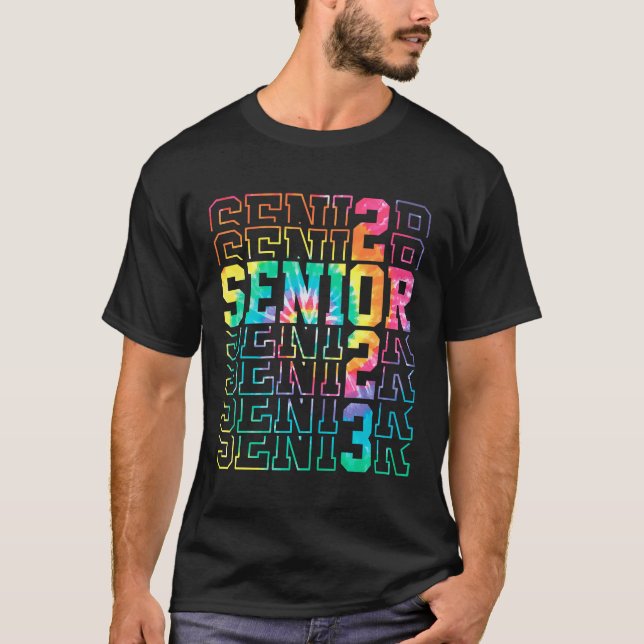 Klassen Tie Dye Senior Studenten 2023 Senior T Shirt (Framsida)
