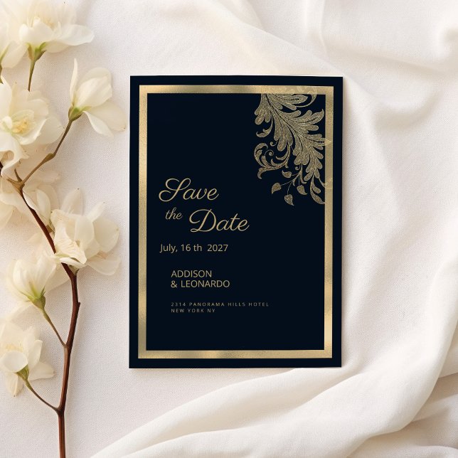 Klassens marinblå guld blommigt snöre Spara datum Inbjudningar (Classy navy blue gold floral lace Save the Date )