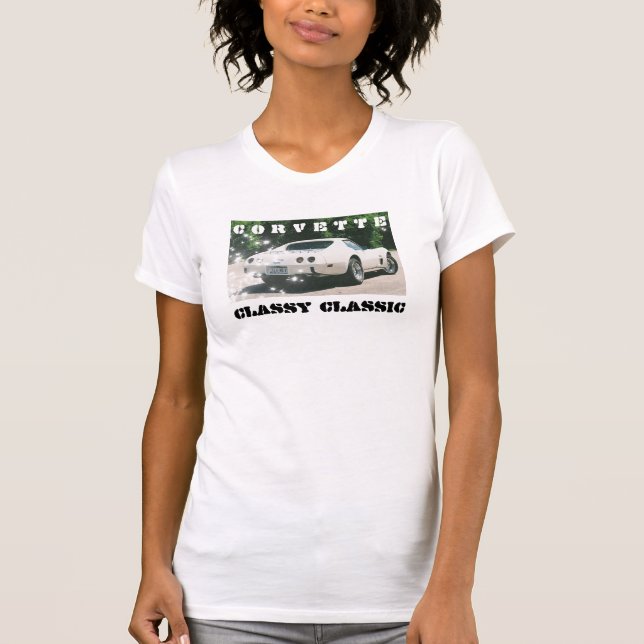 Klassi Classic 1975 White Corvette Stingray T Shirt (Framsida)