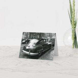Klassikerbilen i fyrbackefoto noterar kortet kort