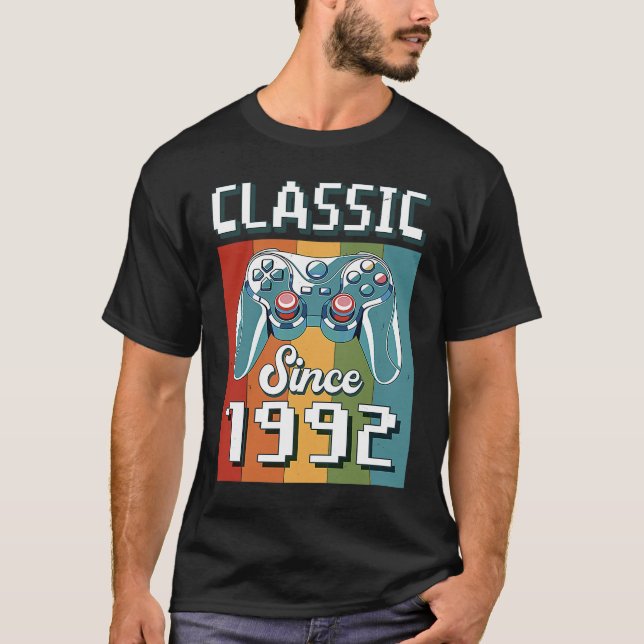 Klassisk 1992-31as födelsedagsgrafikstyrenhet G T Shirt (Framsida)