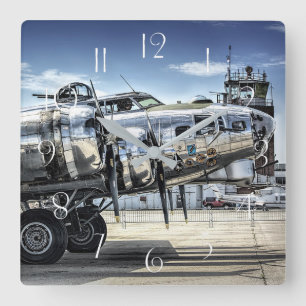 Klassisk b-17 wwii-bombare fyrkantig klocka