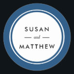 Klassisk blå Personlig i tjockt Gräns Runt Klistermärke<br><div class="desc">Ett enkelt men klassiskt kuvertförseglat hölje eller ett klistermärke i personligen. Lägg till informationen i mallformuläret.</div>