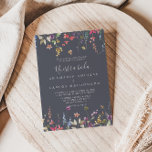 Klassisk blå Vild Blommigt Nuestra Boda Bröllop Inbjudningar<br><div class="desc">Den här klassiska blåa vildens blommigt nuestra boda bröllopsinbjudan är perfekt för ett tropiskt bröllop. Utformningen har rosa,  lila,  gult,  burgundblomma,  marinblommor och blåa handdragna blommor av vild,  i vackra former.</div>