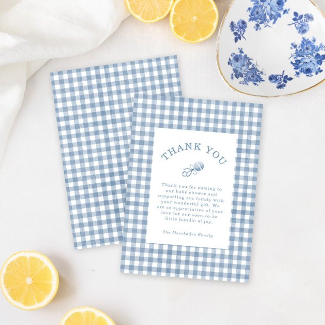 Klassisk Blue Gingham Rattle Boy Shower Tack Kort (Skapare uppladdad)