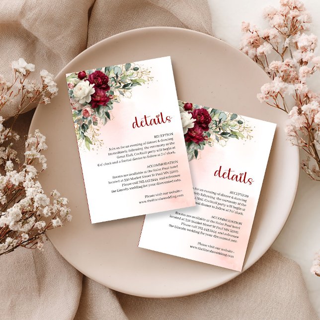 Klassisk burgunderrosa bröllopskort med guld tilläggskort (Classic burgundy blush flowers gold wedding card

)