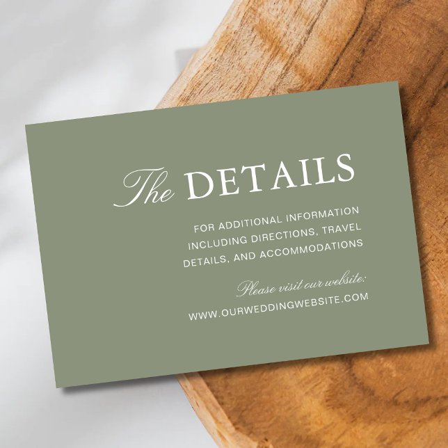 Klassisk dammig grön bröllopsinformation med scrip tilläggskort (Classic dusty green enclosure cards provide wedding details with timeless style and clarity.)