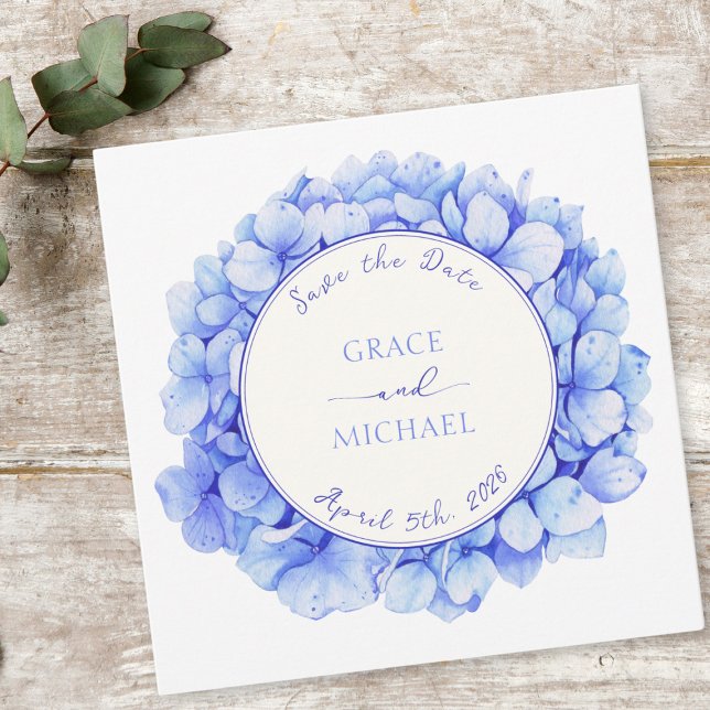Klassisk Elegant Blue Hydrangea Flower Chic Bröllo Spara Datumet (Elegant floral save the date cards with customizable details—perfectly announcing your special day. )