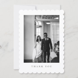 Klassisk formell bröllopsfotografi med scalloped-k tack kort