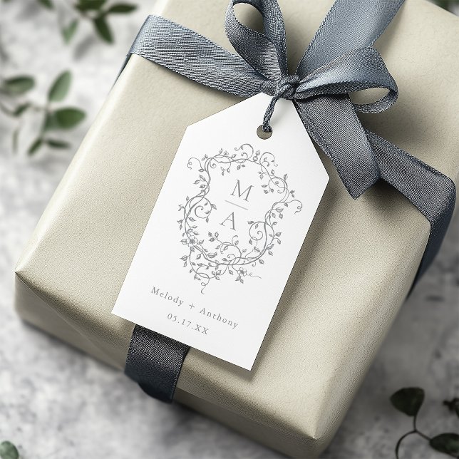 Klassisk Fransk Blommigt Vapensköld Grått Bröllop Presentetikett (Skapare uppladdad)