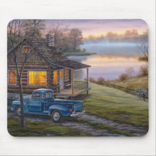 Klassisk gammal Pickup Lastbil och Log Cabin Fine Musmatta