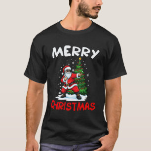 Klassisk God Jul Tomte som spelar Karate Älskare T Shirt