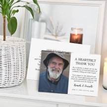 Klassisk gripande minnesbild från begravning