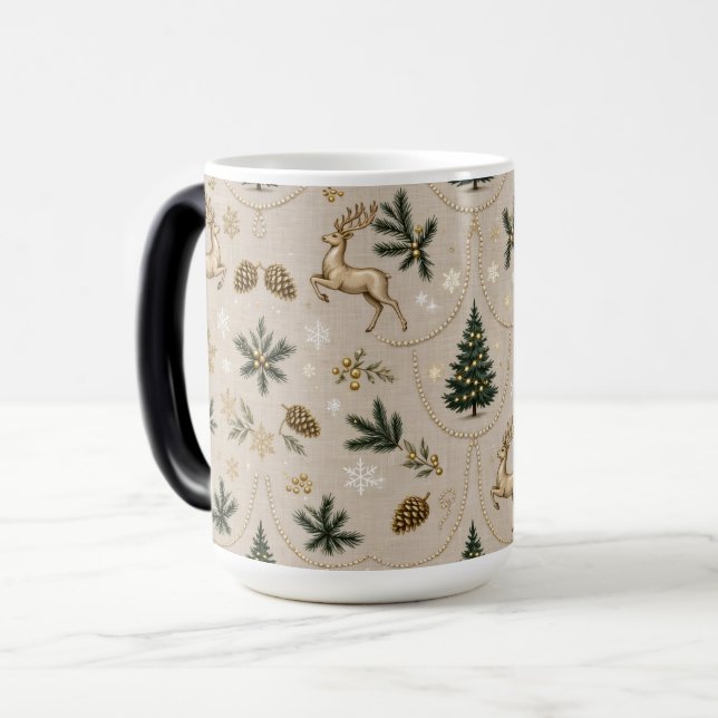 Klassisk grön tall jul, Guldrenpegelpärlor Magisk Mugg (Framsida vänster)