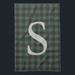 Klassisk Grönt Black Tartan Play Monogrammed Kökshandduk<br><div class="desc">Ta med dig charm till köket med den här klassiska kökshandduken som har en grönt och en svart plan, personlig med ett monogram för en rustik beröring. Perfekt för att lägga till en mysigt, arvsinnessjukdom i ditt område, kombinerar den här handduken praktisk användning med en snyggt som är knuten till...</div>