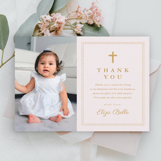 Klassisk guld kors religiös foto dop tack kort (Simple girls photo baptism thank you card with gold cross.)