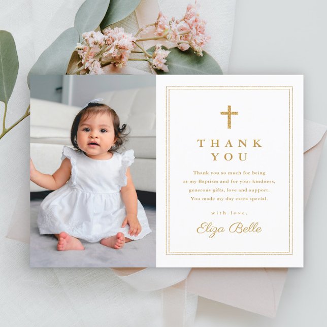 Klassisk guld kors religiös foto dop tack kort (Simple photo baptism thank you card with gold cross.)