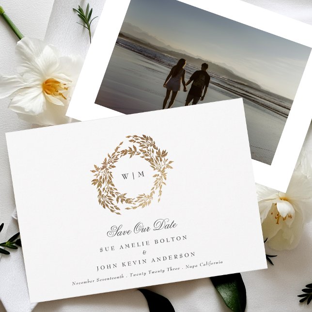 Klassisk Guld Monogram Botaniska Vapenskölden Bröl Spara Datumet (Skapare uppladdad)