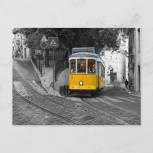 Klassisk gult i Lissabon. Vykort