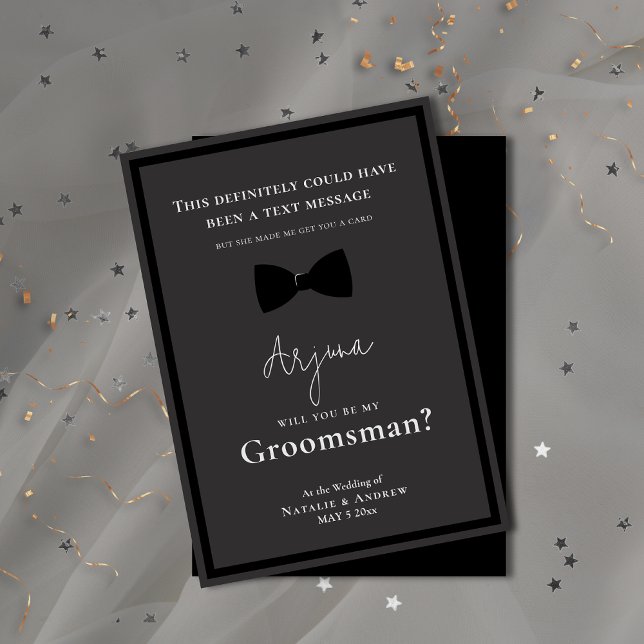 Klassisk helsvart smoking Rolig bröllopsgäst Inbjudningar (Classic All Black Tuxedo Funny Groomsman Invitation)