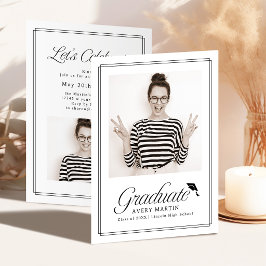 Klassisk inramad elegant skriptfotoexamen inbjudningar