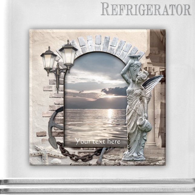 Klassisk italiensk Nautical Art Magnet (Italian nautical magnet featuring a coastal scene with Roman arch, angel and lantern)