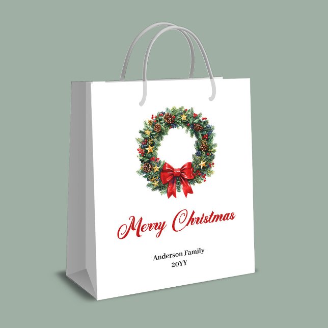 Klassisk julkranspåse med bär och tall (Classic Christmas wreath bag with berries and pine)