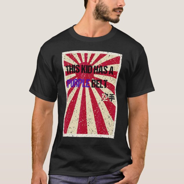 Klassisk Karate Lila Bälte Ungdom T Shirt (Framsida)