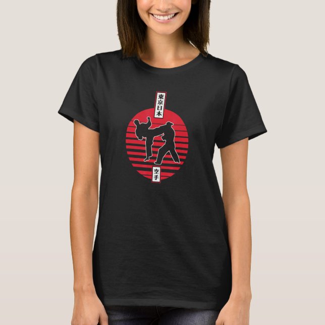 Klassisk karate-sparring japansk designestetik  t shirt (Framsida)