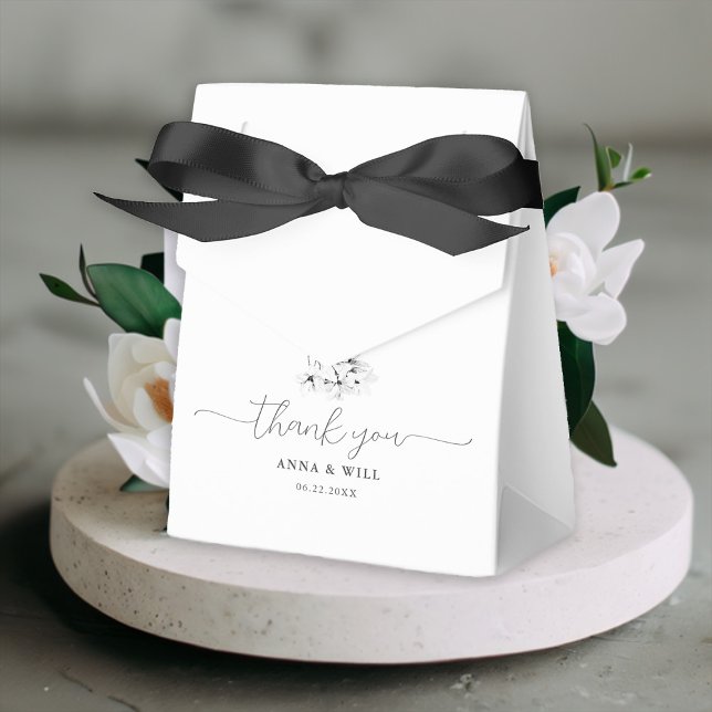 Klassisk Magnolia Black White Art Elegant bröllop Presentaskar (Floral Wedding Favor Box Classic Magnolia Black White Elegant Modern Simple Bohemian)