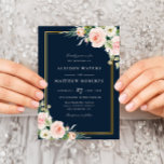 Klassisk marin guld ram och  blommigt bröllop inbjudningar<br><div class="desc">Denna utformning kombinerar det populära  temat rosa med klassens guld ram och marinblått. De handmålade blommorna blandas väl med den vita texten och rosan tillbaka. Du kan välja önskad papper och även anpassa andra funktioner i den här mallen,  t.ex. text,  text och färg.</div>