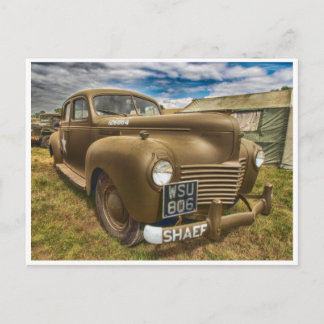 Klassisk militär antikisk vintage-bil vykort