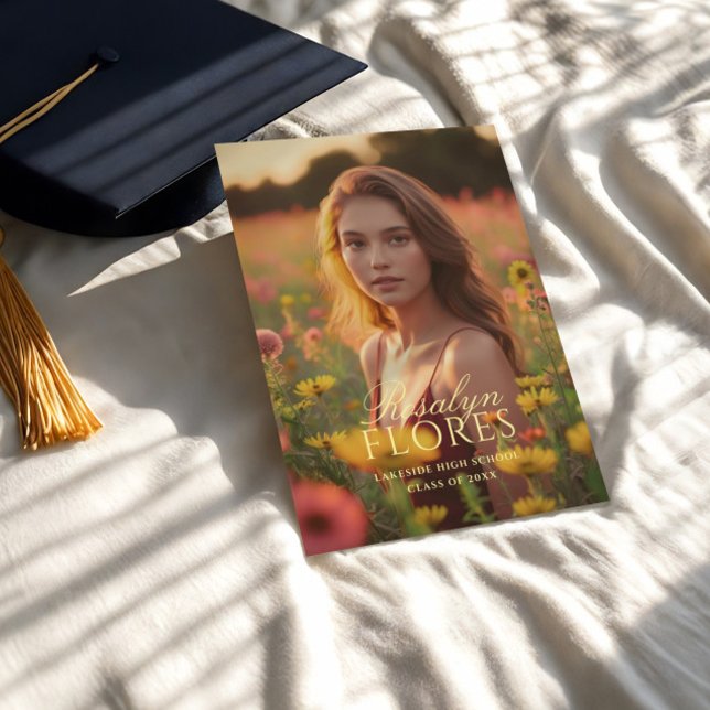 Klassisk mjuk Gult Kalligrafi Studenten Inbjudningar (Skapare uppladdad)