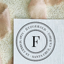 Klassisk Monogram-familjens runda Namn-Returadress Självfärgande Stämpel