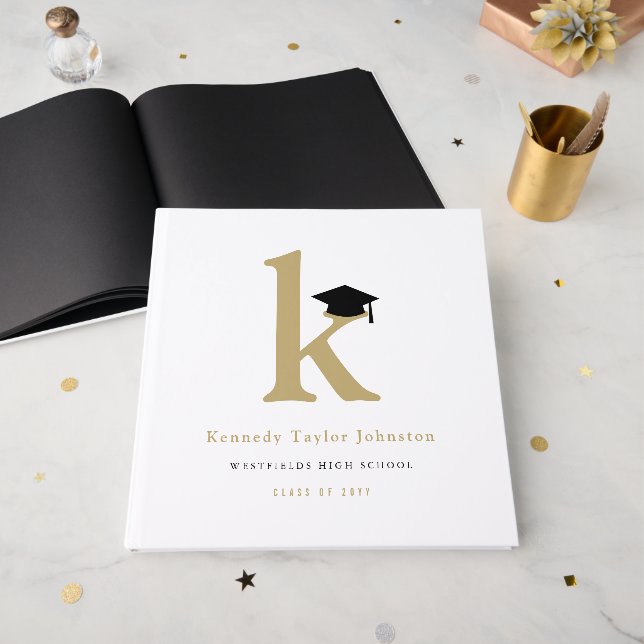 Klassisk Monogram K Och Examen Hatt Grad Fest Gästböcker (Framsidan öppen)