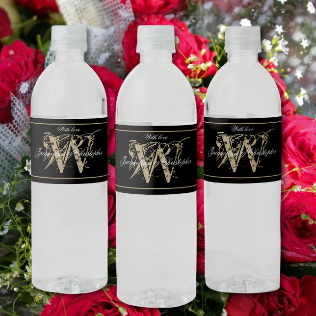 Klassisk Monogram Namn-skript B&W&G-Chic Bröllop Vattenflaskor Etikett (Bold and Lovely - Black, White and Gold Personalized, Monogrammed Water Bottle Labels.)