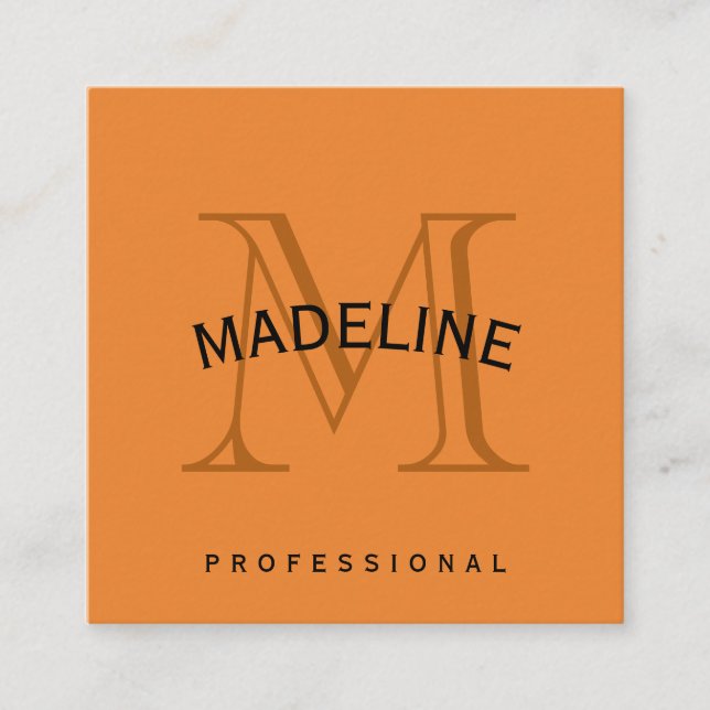 Klassisk monogram-Orange med Arc-text Fyrkantigt Visitkort (Framsida)