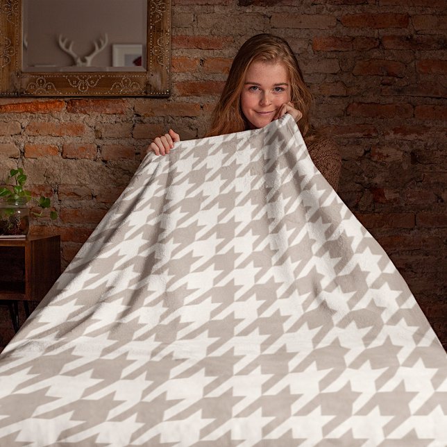 Klassisk Neutralt Ivory Taupe Houndstooth Mönster Fleecefilt (Skapare uppladdad)
