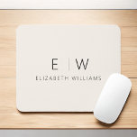 Klassisk Neutralt Modern Minimalist Monogram Namn Musmatta<br><div class="desc">Uppgradera din arbetsyta med vår klassiska Elegant Modern Minimalist Monogram Mouse Pad. Den här sofistikerade musknappen gör att du smidigt och elegant kan arbeta med minimalism i contemporaryn, vilket gör att du kan förfina ditt skrivbord. Den här musknappen är inte bara ett funktionellt tillbehör, utan en personlig påstående. Monogrammet för...</div>