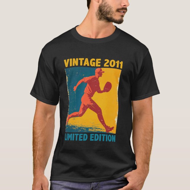 Klassisk Retro Vintage 2011 Basebollälskare Begrän T Shirt (Framsida)