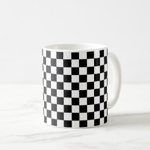 Klassisk svart schackbräda kaffemugg