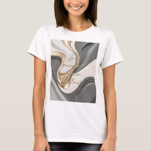 Klassisk t-shirt i abstrakt av snyggt