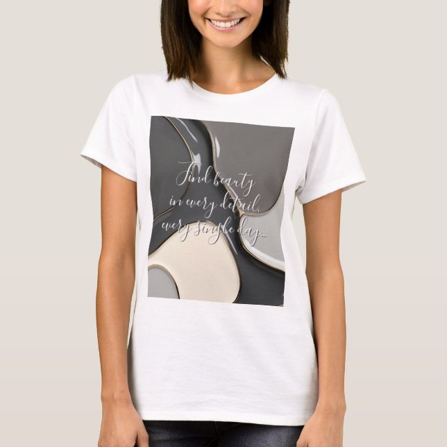 Klassisk t-shirt i abstrakt av snyggt (Framsida)