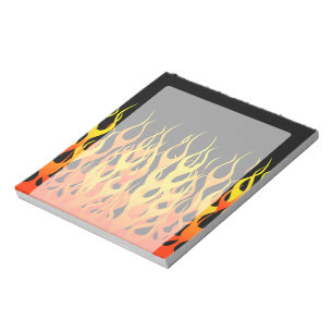 Klassisk Tävla Flames på Solid Black Anteckningsblock