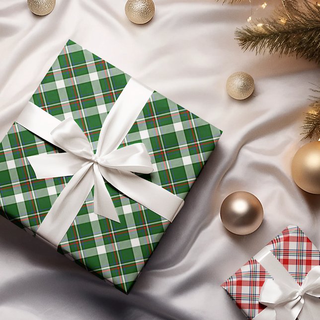 Klassisk traditionell röd grön blå vit gingham presentpapper (Skapare uppladdad)